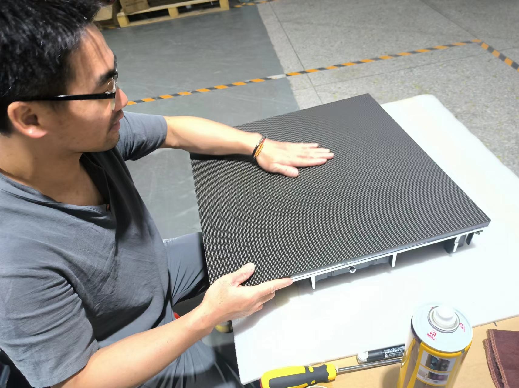 Shenzhen Led King Technology Co., Ltd. linea di produzione in fabbrica