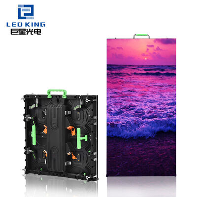 Display LED duraturo per esterni P3.91 a noleggio con alto contrasto e sistema di angolo regolabile per produzioni teatrali