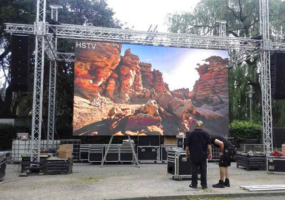 500x500mm Outdoor P4.81 LED Video Wall con resistenza all'acqua IP65 e tasso di aggiornamento 3840-7680Hz per eventi di noleggio