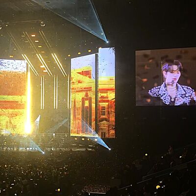 Schermo LED da esterno P2.97 con impermeabilità IP65 e frequenza di aggiornamento 3840-7680Hz per sfondi di palcoscenico a noleggio