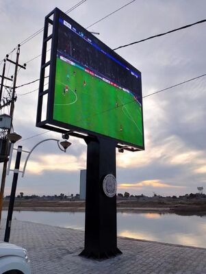 Schermato di visualizzazione LED esterno con IP65 impermeabile 4500-5500cd/m2 Luminosità e frequenza di aggiornamento 3840-7680Hz per cartellone digitale