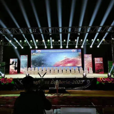 Noleggio di schermi a LED HDMI/DVI/VGA 500*500MM/500*1000MM per eventi